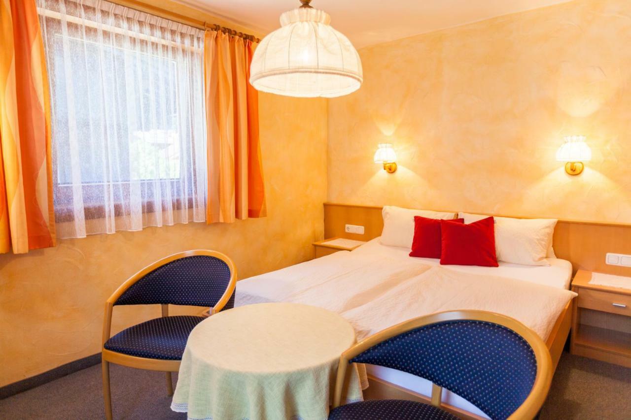 Gaestehaus Elisabeth Bed & Breakfast Mayrhofen Luaran gambar